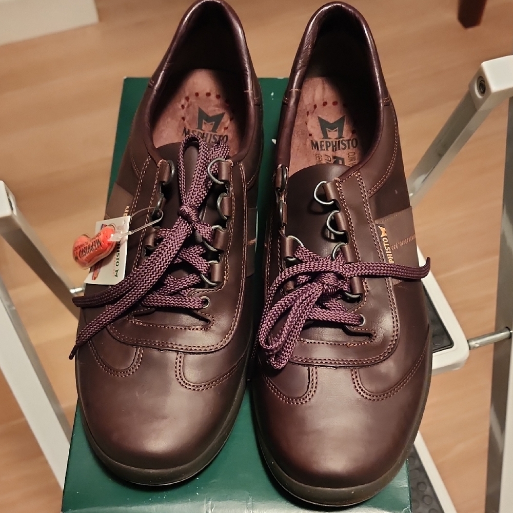 Mephisto Brown Leather Shoes New In Box, Never Worn